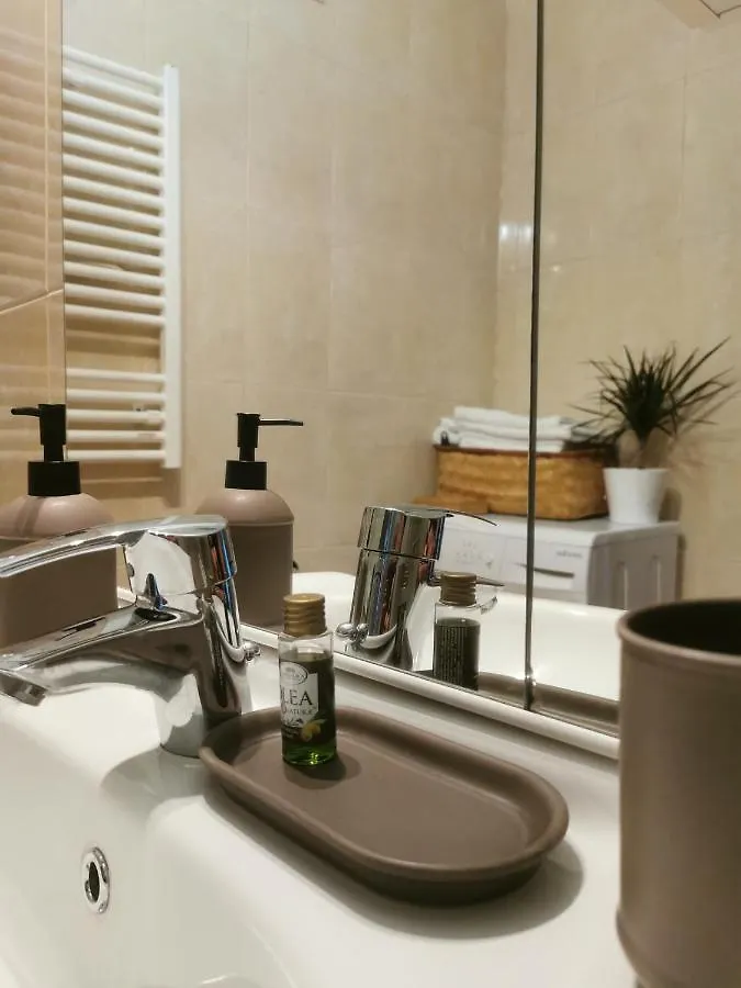 Bertigart Studio Apartment ブカレスト